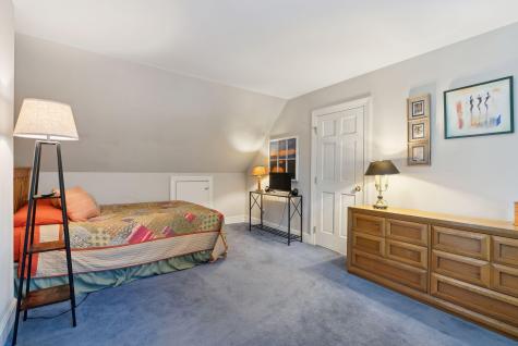 26 Sycamore Drive Yarmouth ME 04096