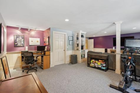 26 Sycamore Drive Yarmouth ME 04096