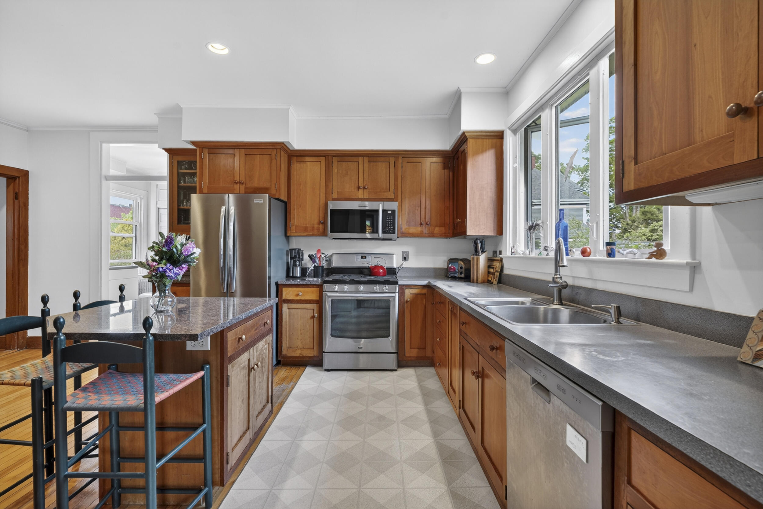 27 Norwood Street Portland ME 04103