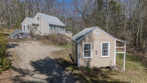 232 Mckay Road Edgecomb ME 04556