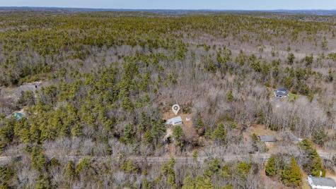 232 Mckay Road Edgecomb ME 04556