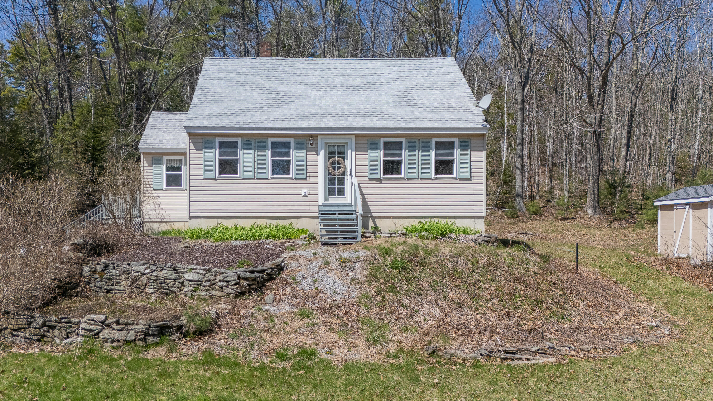 232 Mckay Road Edgecomb ME 04556
