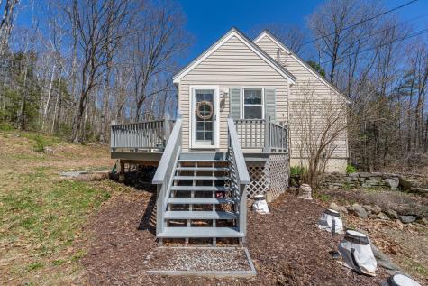232 Mckay Road Edgecomb ME 04556
