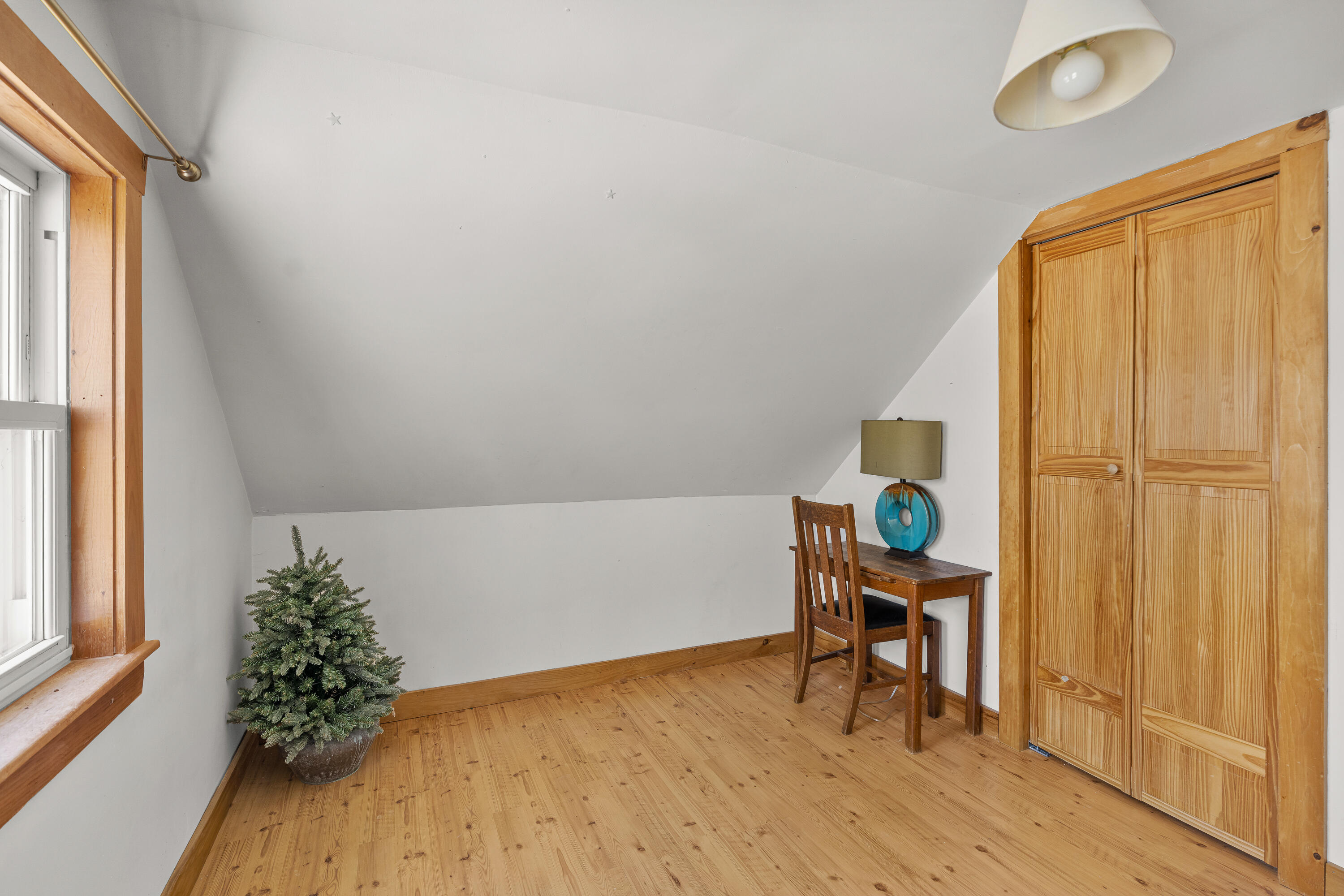 232 Mckay Road Edgecomb ME 04556