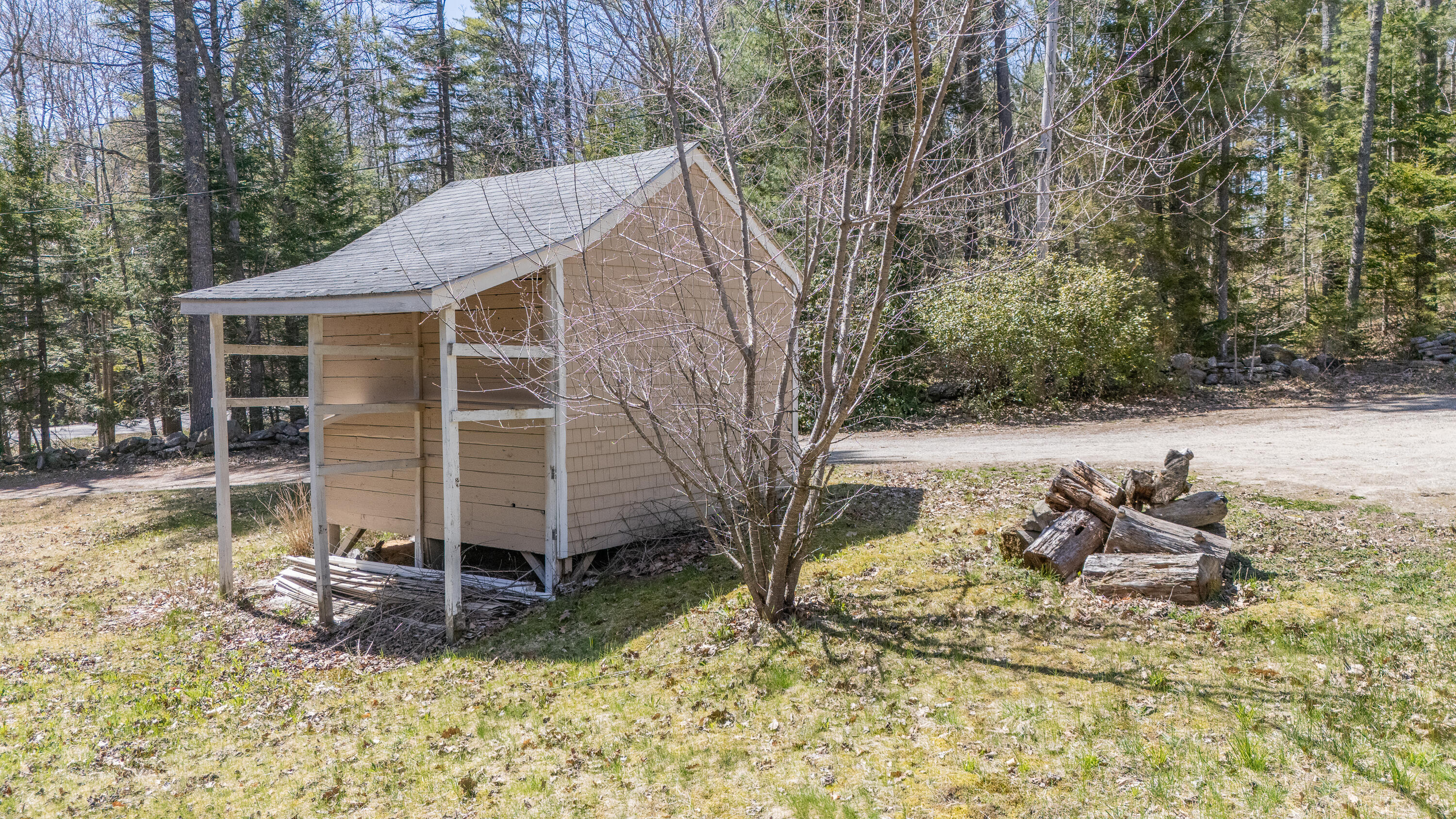 232 Mckay Road Edgecomb ME 04556