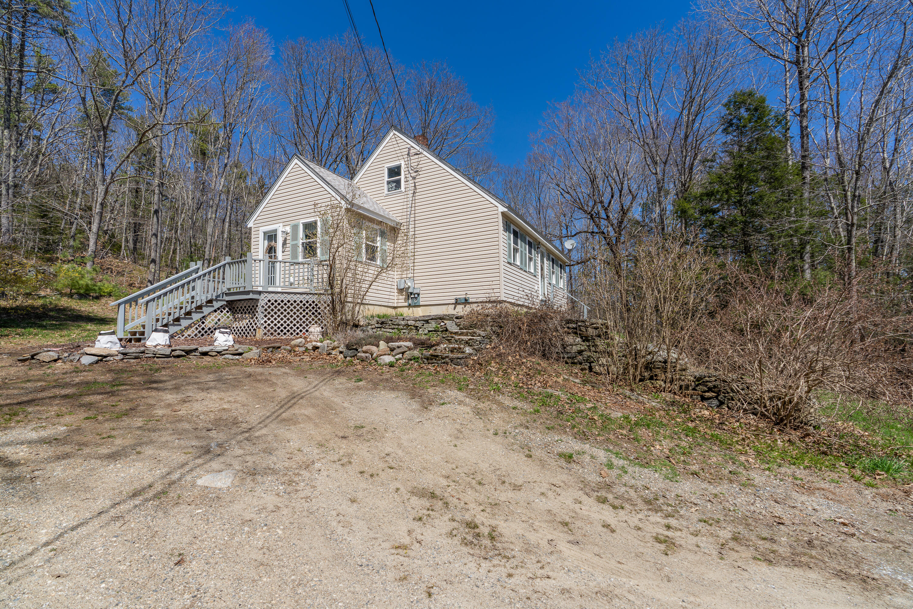 232 Mckay Road Edgecomb ME 04556