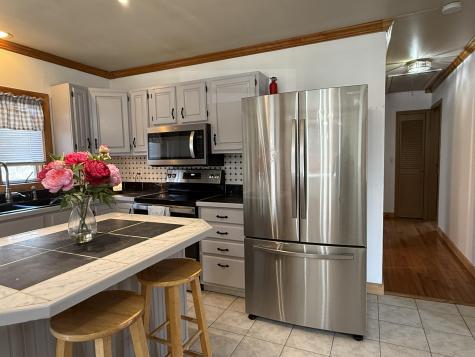 56 Booker Street Thomaston ME 04861