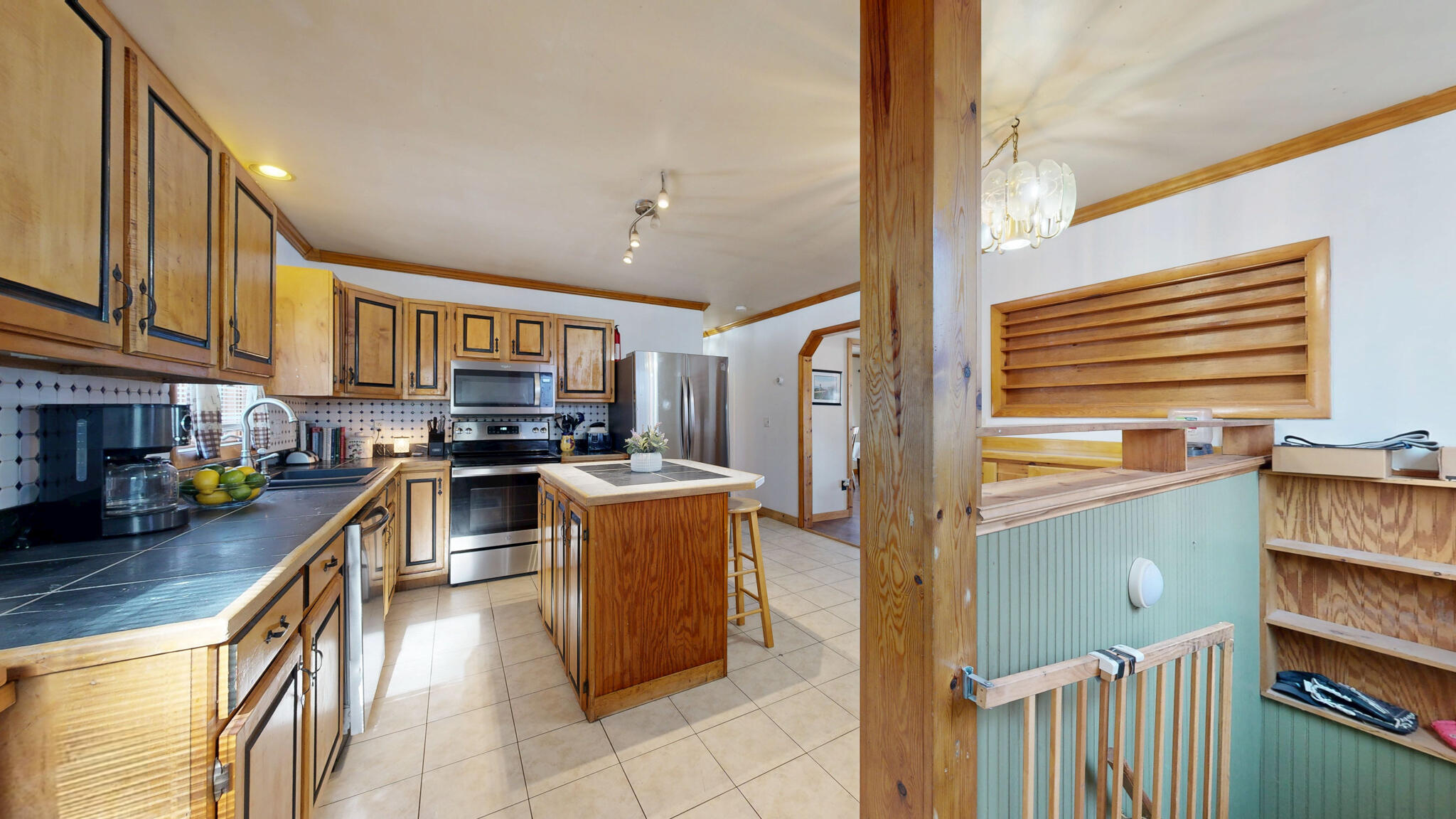 56 Booker Street Thomaston ME 04861