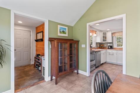 18 Governor Hill Road Eliot ME 03903