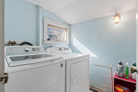 18 Governor Hill Road Eliot ME 03903