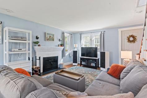 18 Governor Hill Road Eliot ME 03903