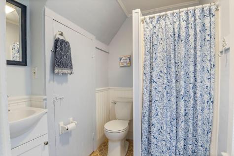 88-90 Old Pool Road Biddeford ME 04005