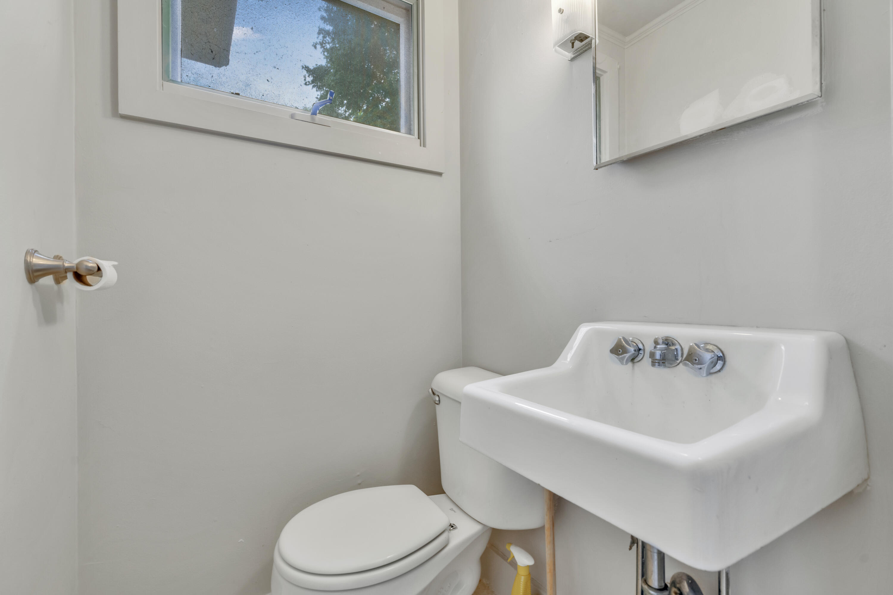 15 Snow Park Bath ME 04530