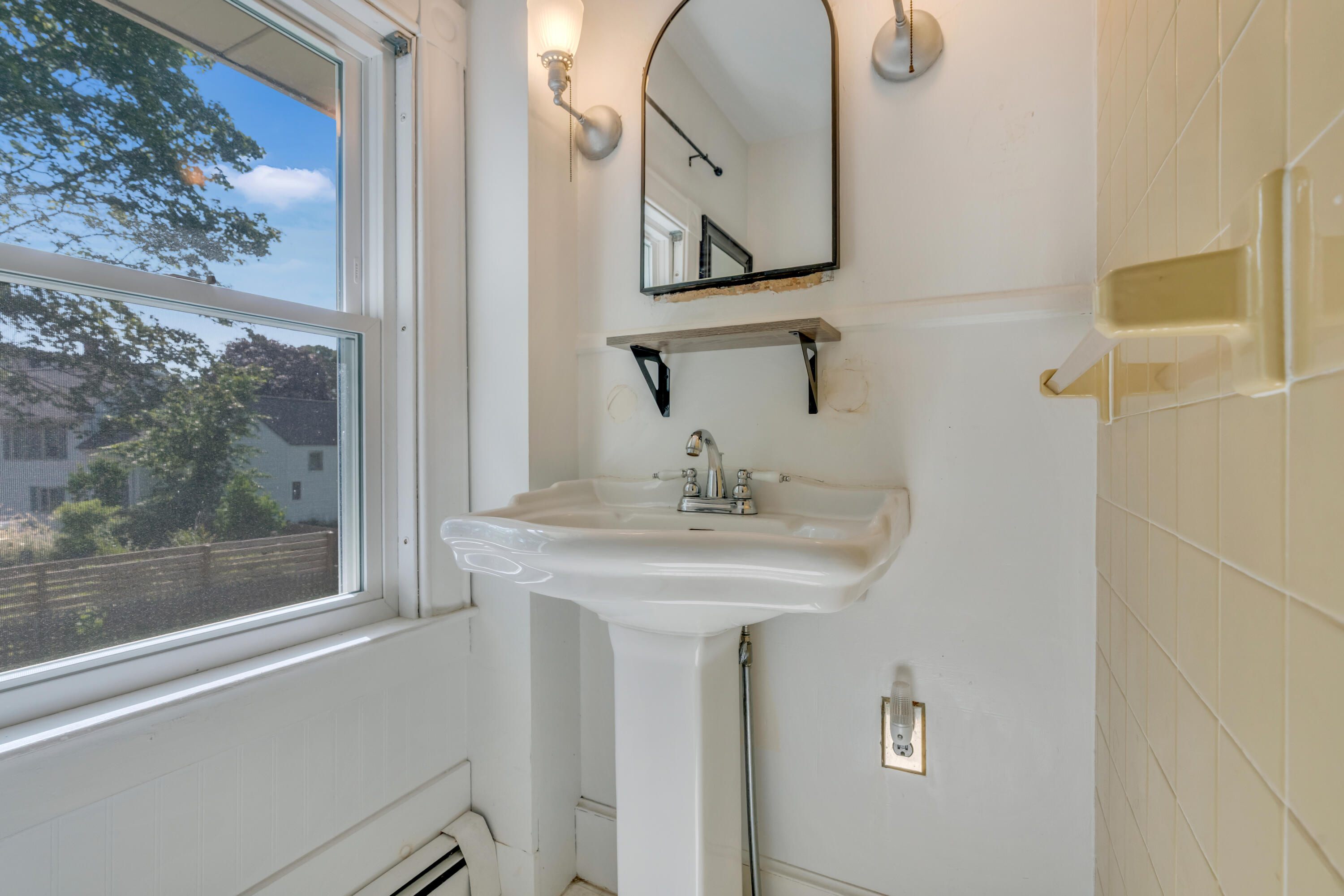 15 Snow Park Bath ME 04530