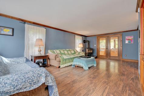 31 Doughty Farm Road Gray ME 04039