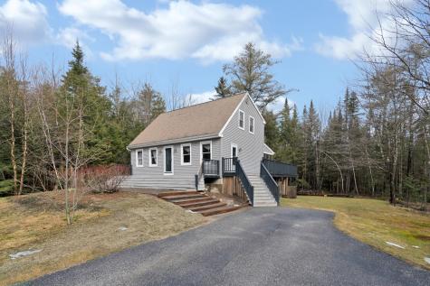 31 Doughty Farm Road Gray ME 04039