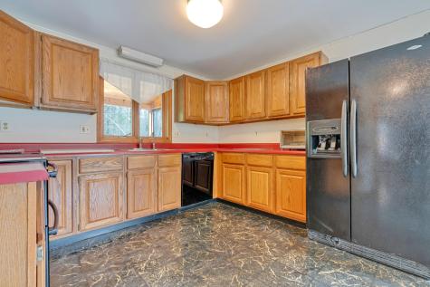 31 Doughty Farm Road Gray ME 04039