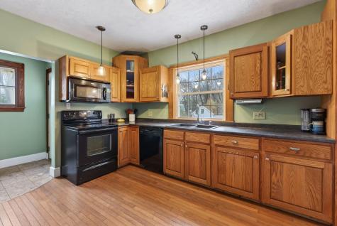 106 North Street Saco ME 04072