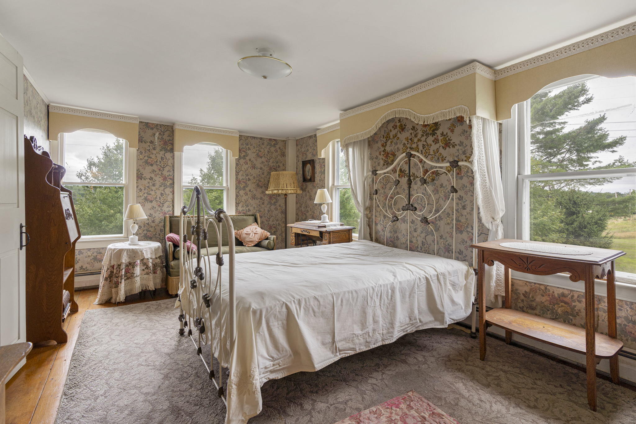 2209 Riverside Drive Auburn ME 04210