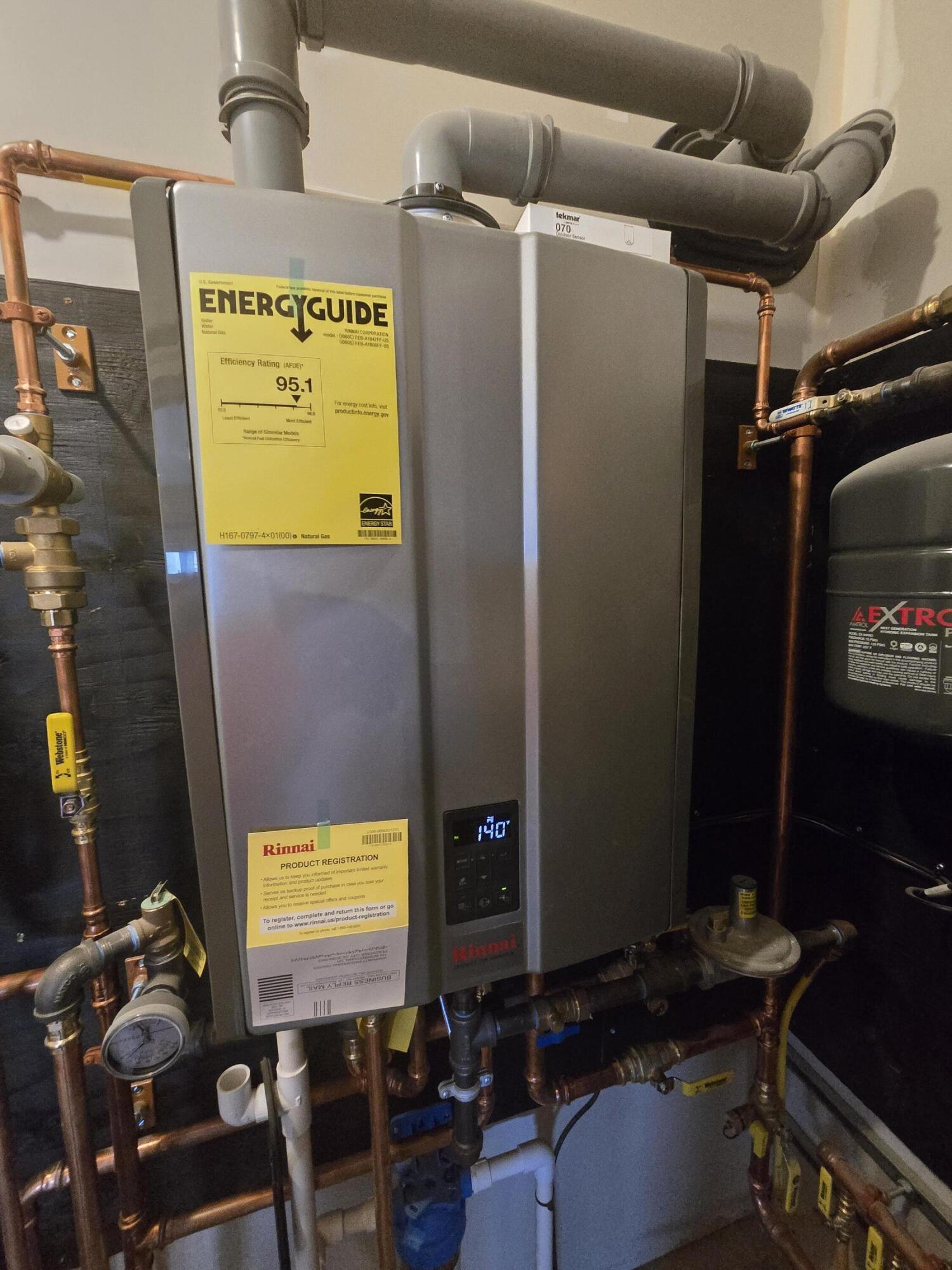 36 Boxwood Lane Hermon ME 04401