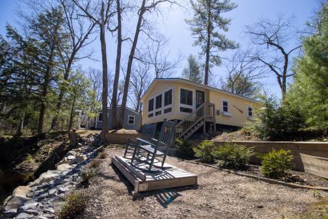 26 Dragon Back Road Naples ME 04055