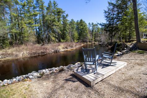 26 Dragon Back Road Naples ME 04055