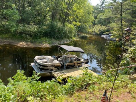 26 Dragon Back Road Naples ME 04055