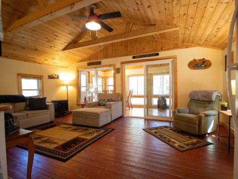 26 Dragon Back Road Naples ME 04055