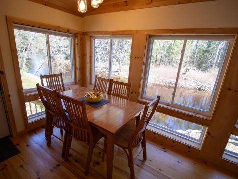 26 Dragon Back Road Naples ME 04055