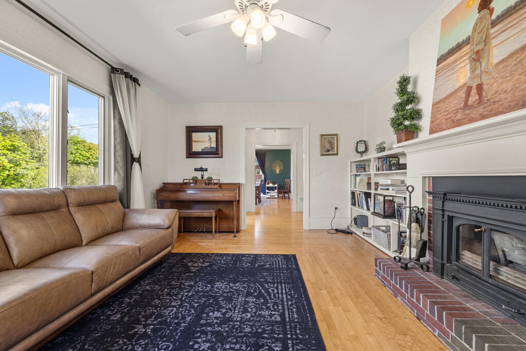 38 Summit Avenue Bangor ME 04401