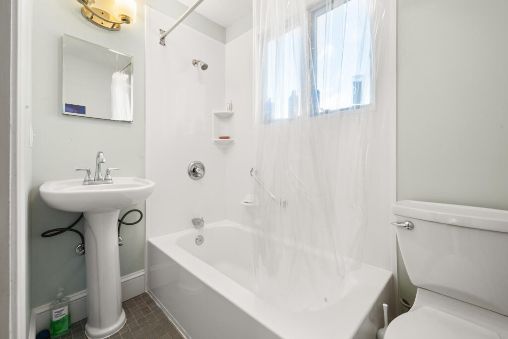 38 Summit Avenue Bangor ME 04401