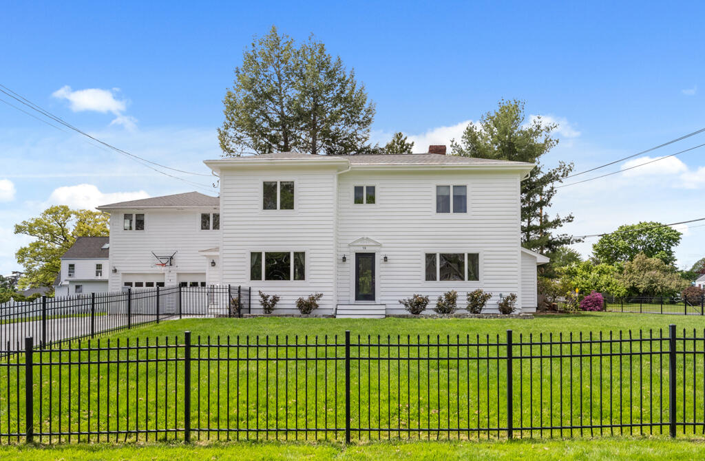 38 Summit Avenue Bangor ME 04401