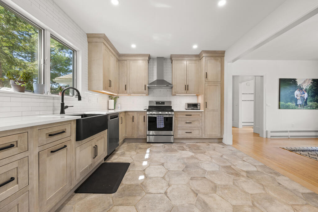 38 Summit Avenue Bangor ME 04401