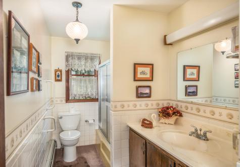 37 Washington Street Waterville ME 04901