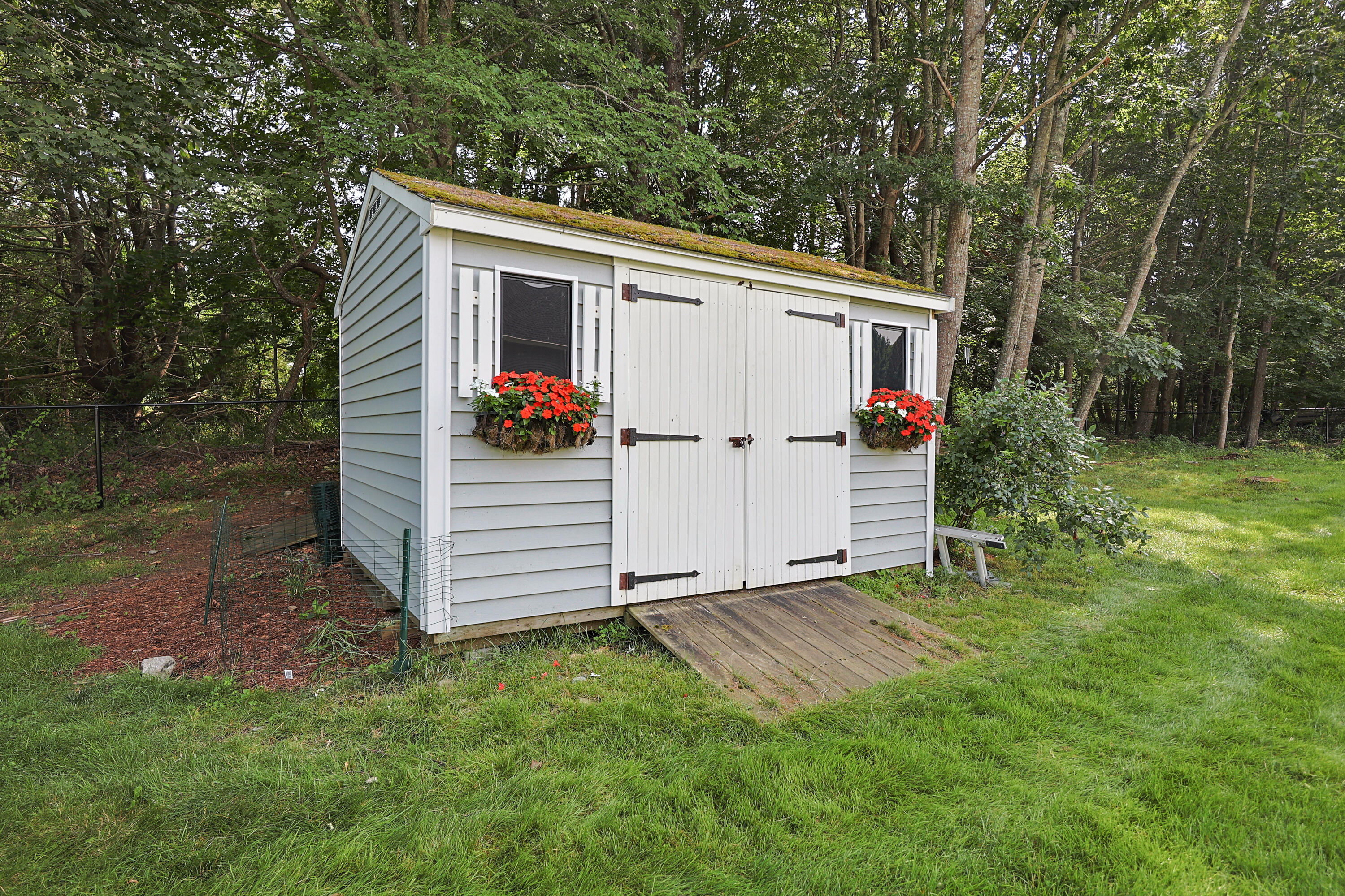 6 Days Landing Biddeford ME 04005