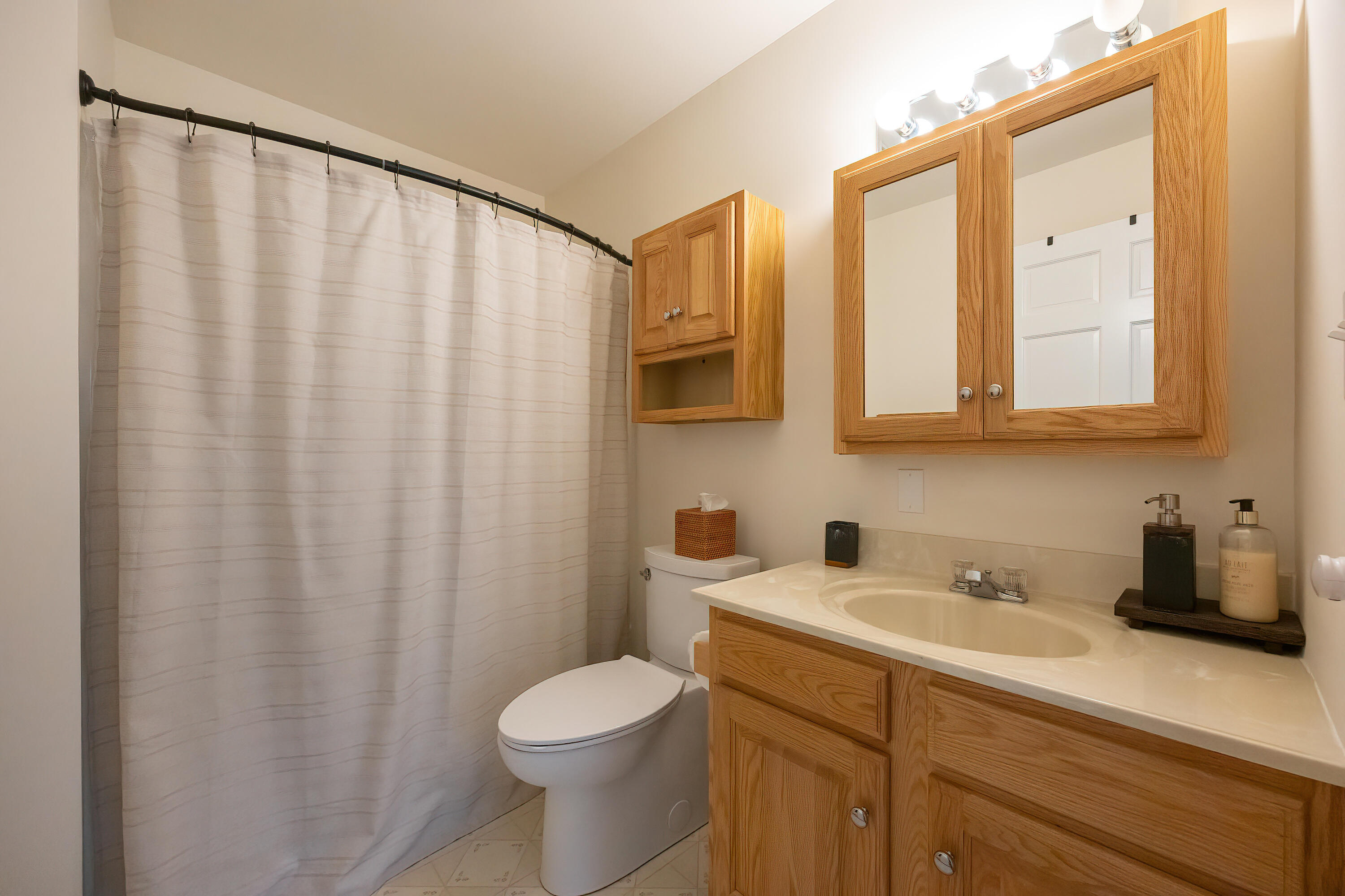 6 Days Landing Biddeford ME 04005