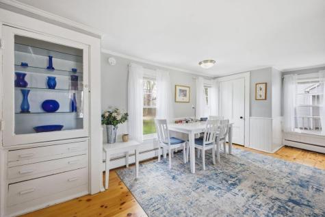 27 Fowler Road Cape Elizabeth ME 04107