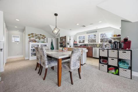 27 Fowler Road Cape Elizabeth ME 04107