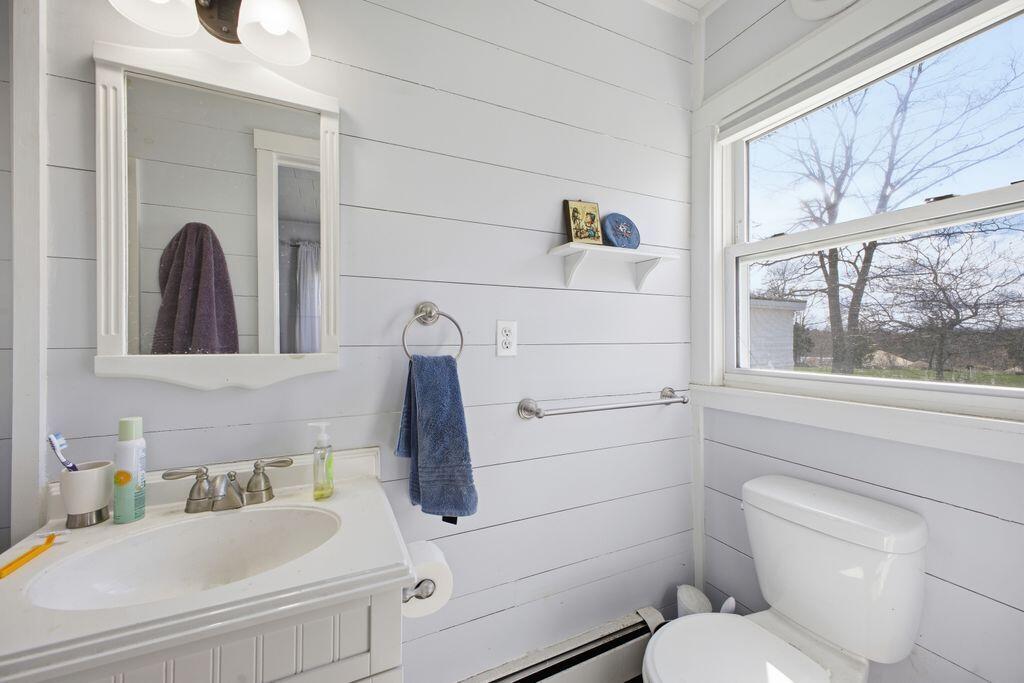 27 Fowler Road Cape Elizabeth ME 04107