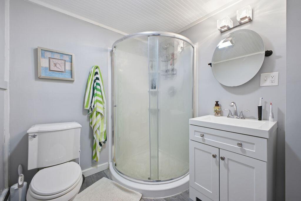 27 Fowler Road Cape Elizabeth ME 04107