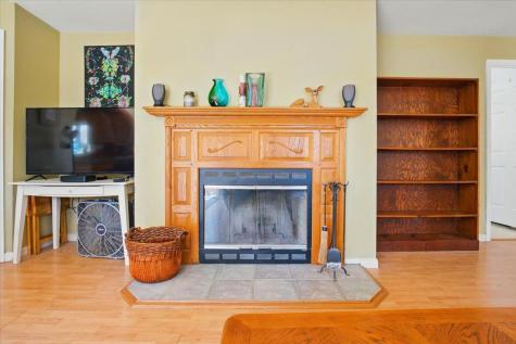 73 Spring Drive Bowdoin ME 04287