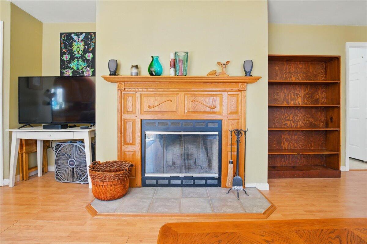 73 Spring Drive Bowdoin ME 04287