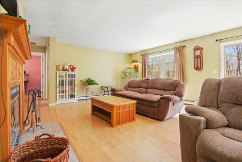 73 Spring Drive Bowdoin ME 04287