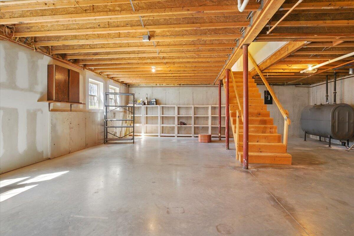 73 Spring Drive Bowdoin ME 04287