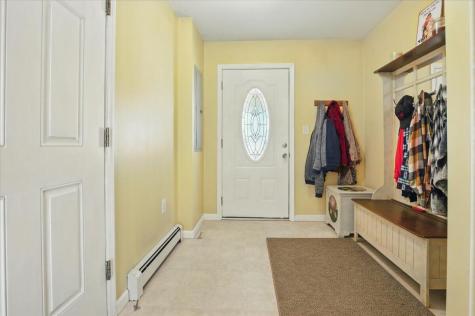 73 Spring Drive Bowdoin ME 04287