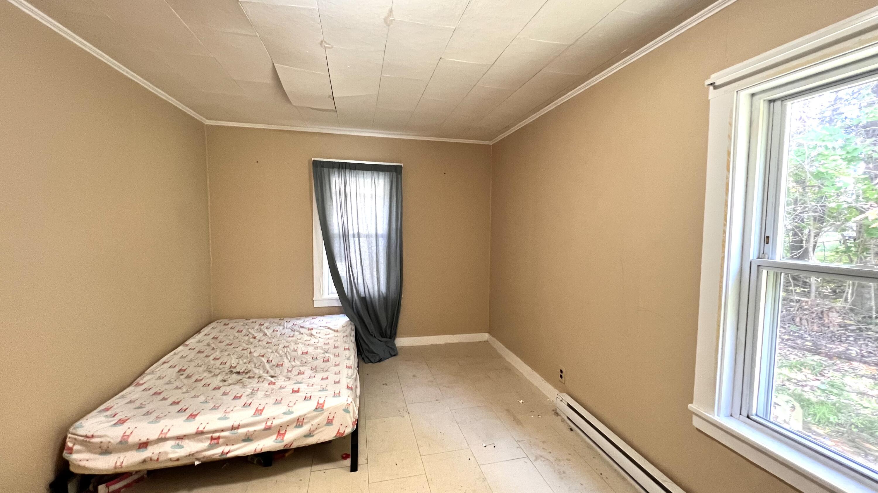 19 Elm Street Dexter ME 04930