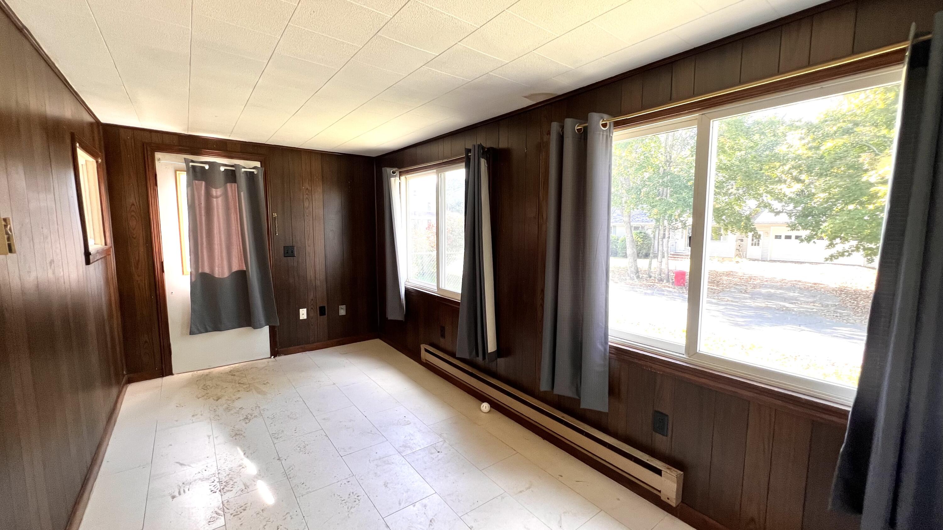 19 Elm Street Dexter ME 04930