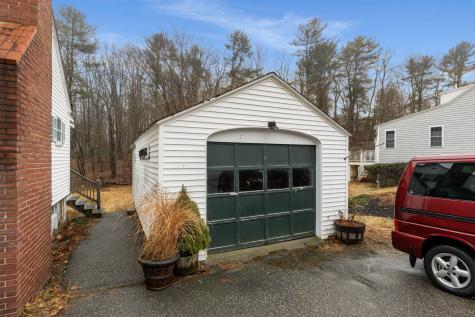 9 Folcutt Road Kittery ME 03905