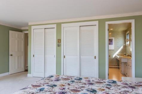 216 Drinkwater Point Road Yarmouth ME 04096
