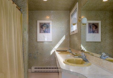 216 Drinkwater Point Road Yarmouth ME 04096